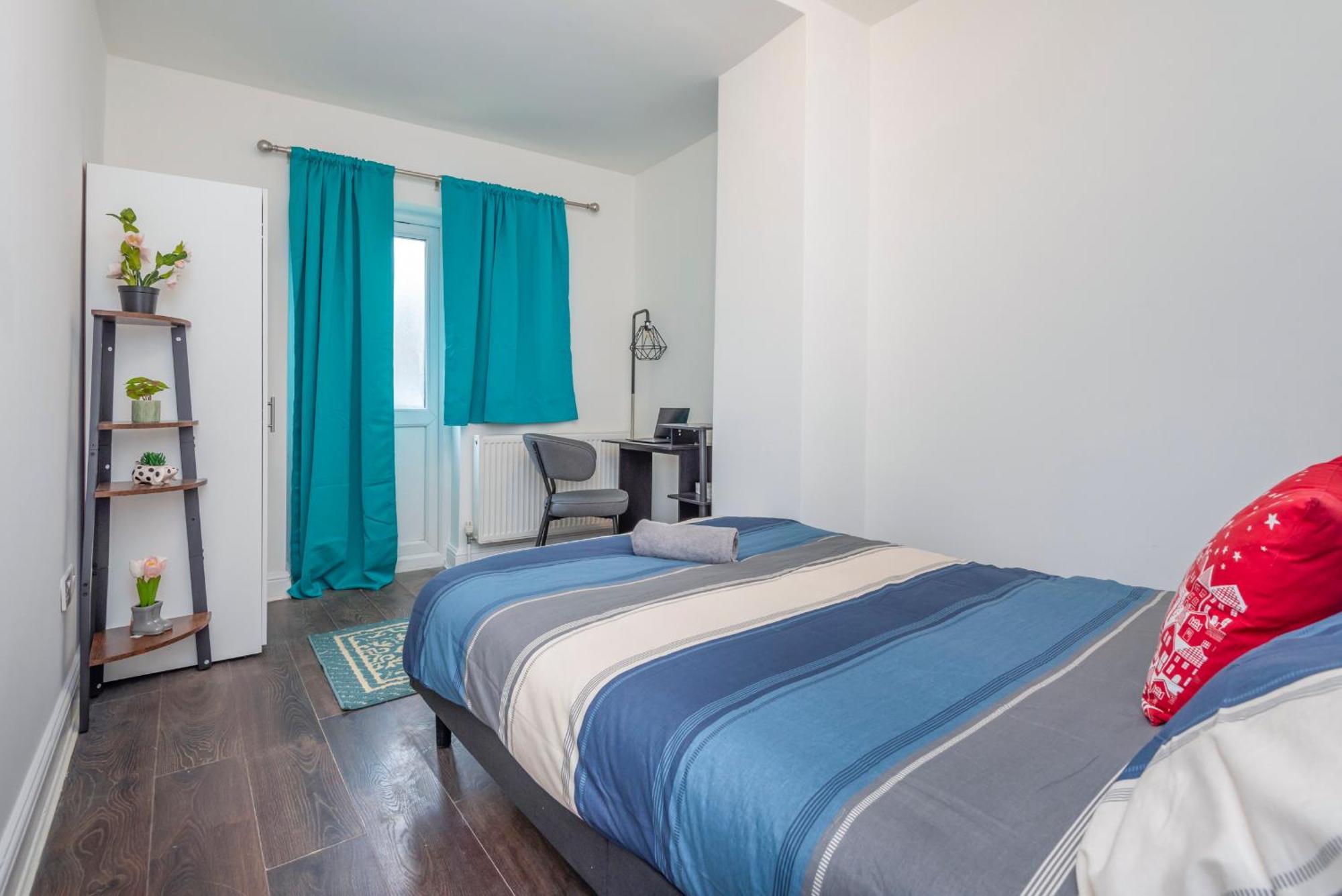 Modern Family Home W/Wi-Fi, Netflix, Self Check-In Londen Buitenkant foto