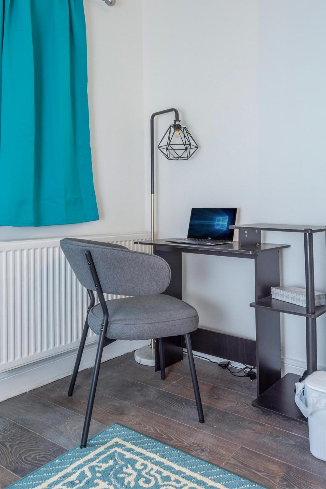 Modern Family Home W/Wi-Fi, Netflix, Self Check-In Londen Buitenkant foto